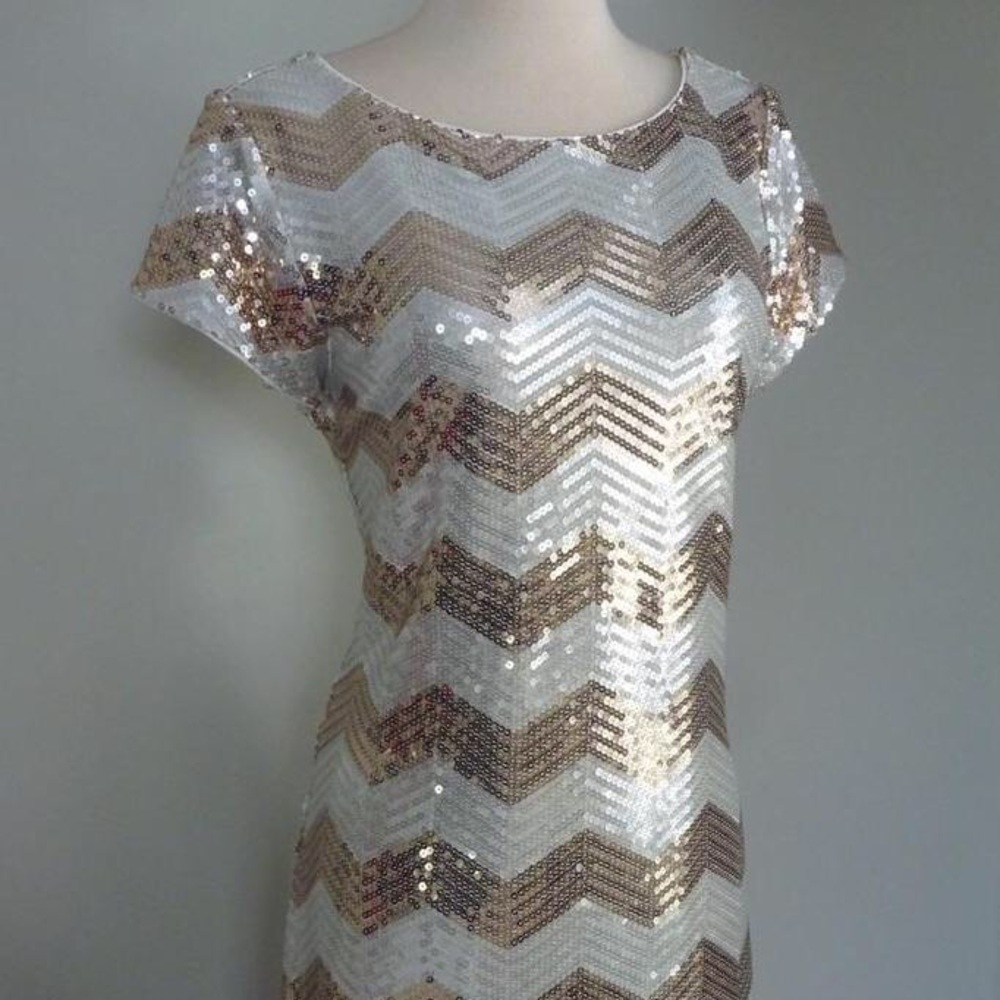 White House Black Market Sequence Dress Size S NWT
